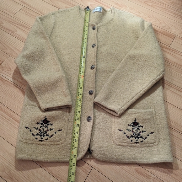 Conviction Sport Wool Sweater - Picture 6 of 8